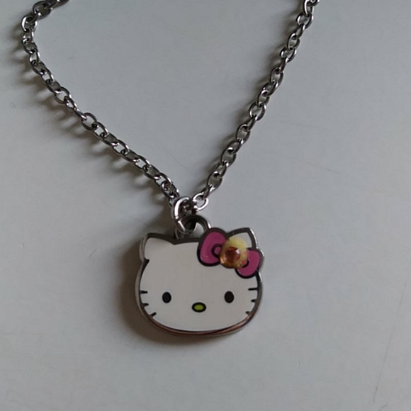 Hello Kitty necklace - Picture 4 of 4